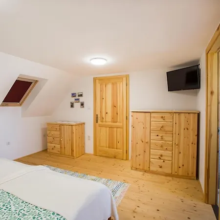 Bakony-cinca Vendeghaz 3*