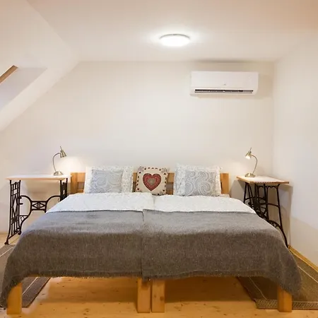 Bakony-cinca Vendeghaz 3* Szentgál