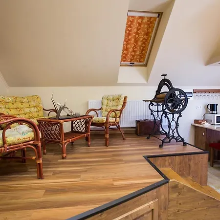 Bakony-cinca Vendeghaz 3*