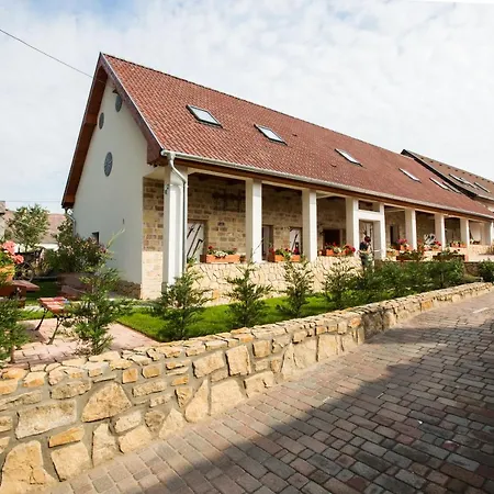 Bakony-cinca Vendeghaz Gasthuis